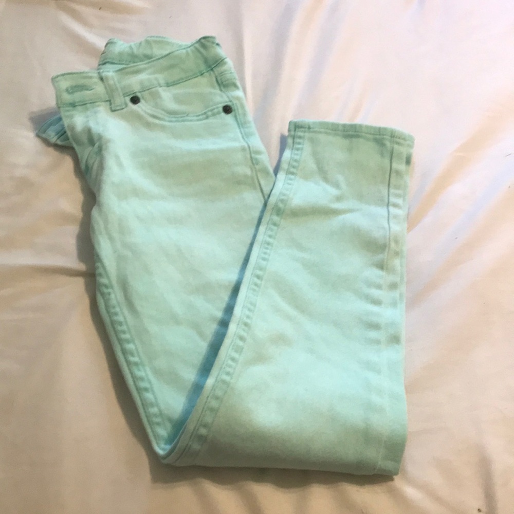 girls teal Levi’s jeans